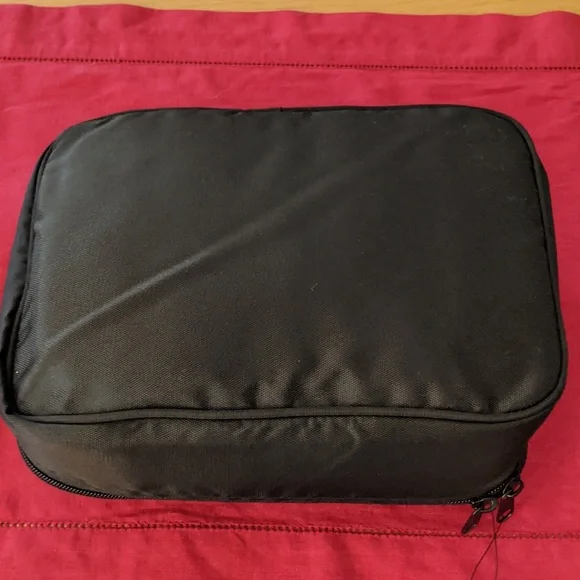 Perry Ellis America Travel Pouch Case Lined Double Zip Interior Pocket New Rare - Picture 2 of 8